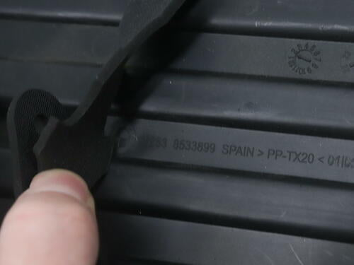 OEM BMW Driver Seat Black Assy R nineT 52538533899 - OPEN BOX