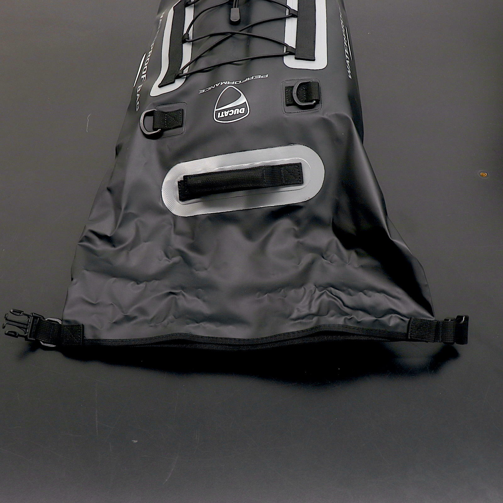 OPEN BOX -REAR BAG FOR PASSENGER SEAT OR LUGGAGE RACK