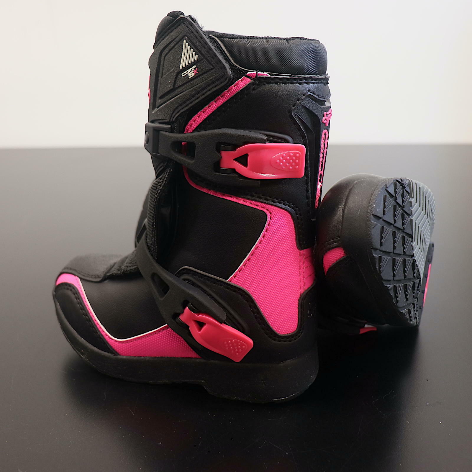 OPEN BOX OEM Fox 5K Pee Wee Comp Boot | Black/Pink | Youth Size: K12 | 05014-285-12