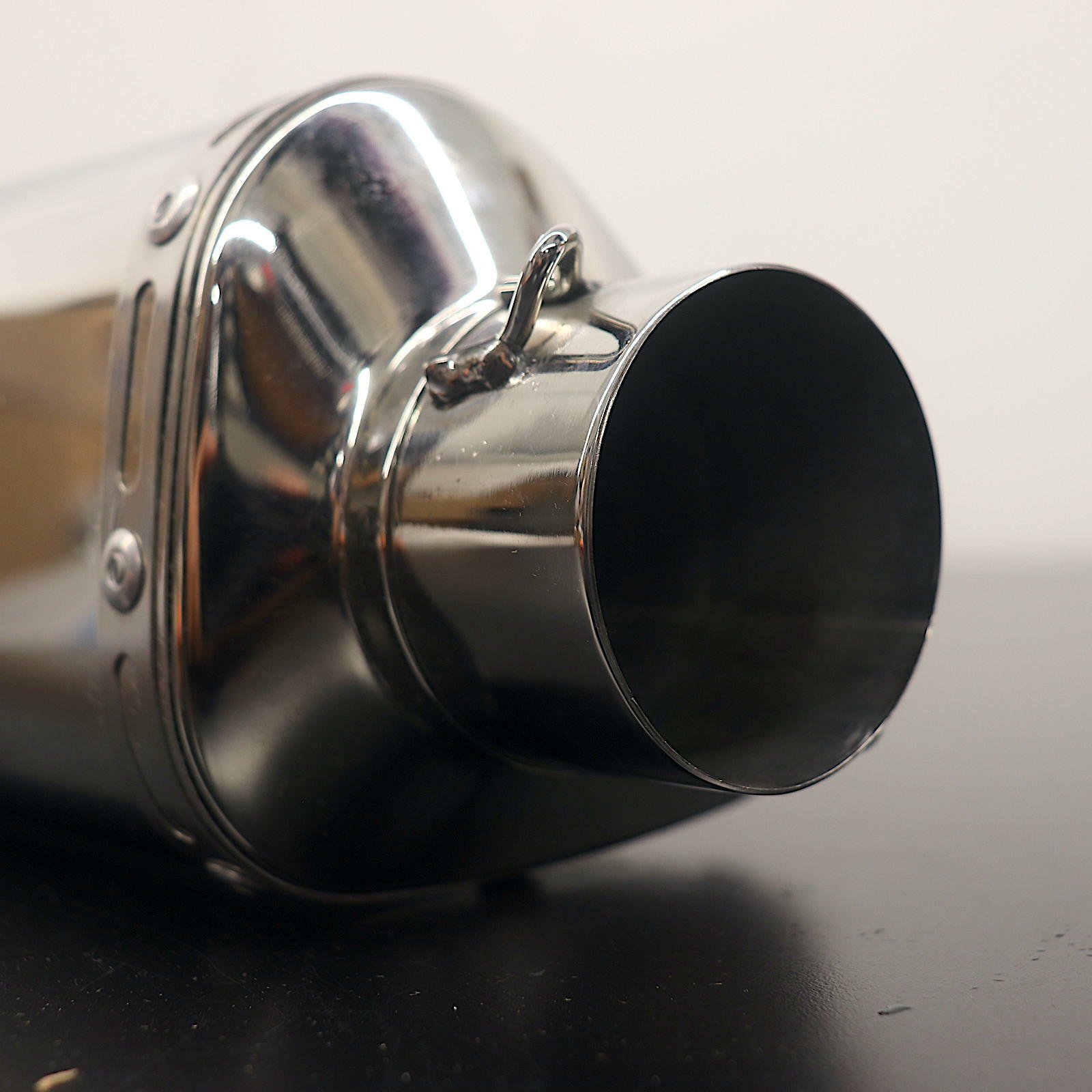 OPEN BOX OEM Yoshimura Street TRS Slip-On Exhaust | Yamaha FZ1 | 960-1527