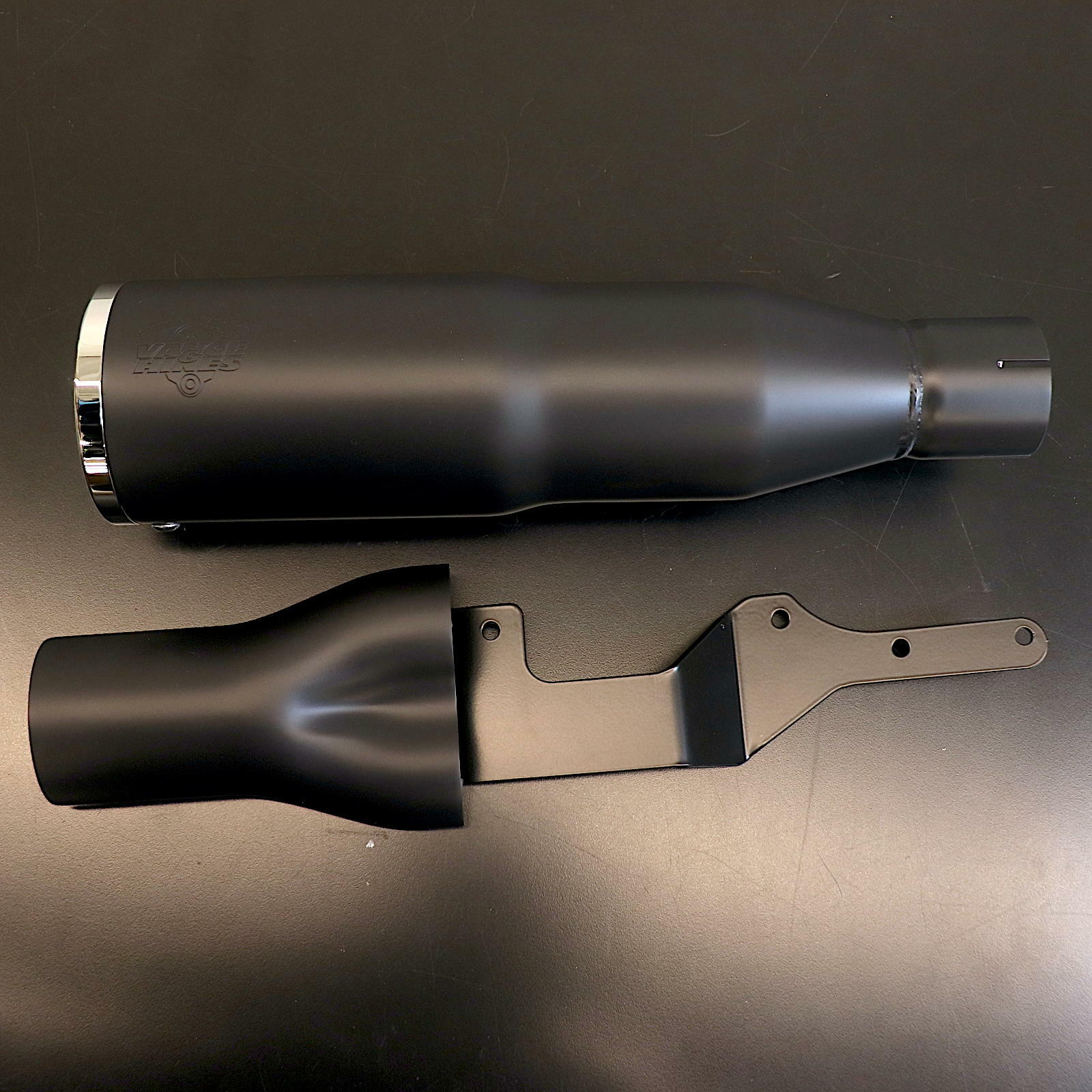 OPEN BOX OEM Vance & Hines Harley Davidson Exhaust | Hi-Output 2-in-1 Short | Black | VH0231