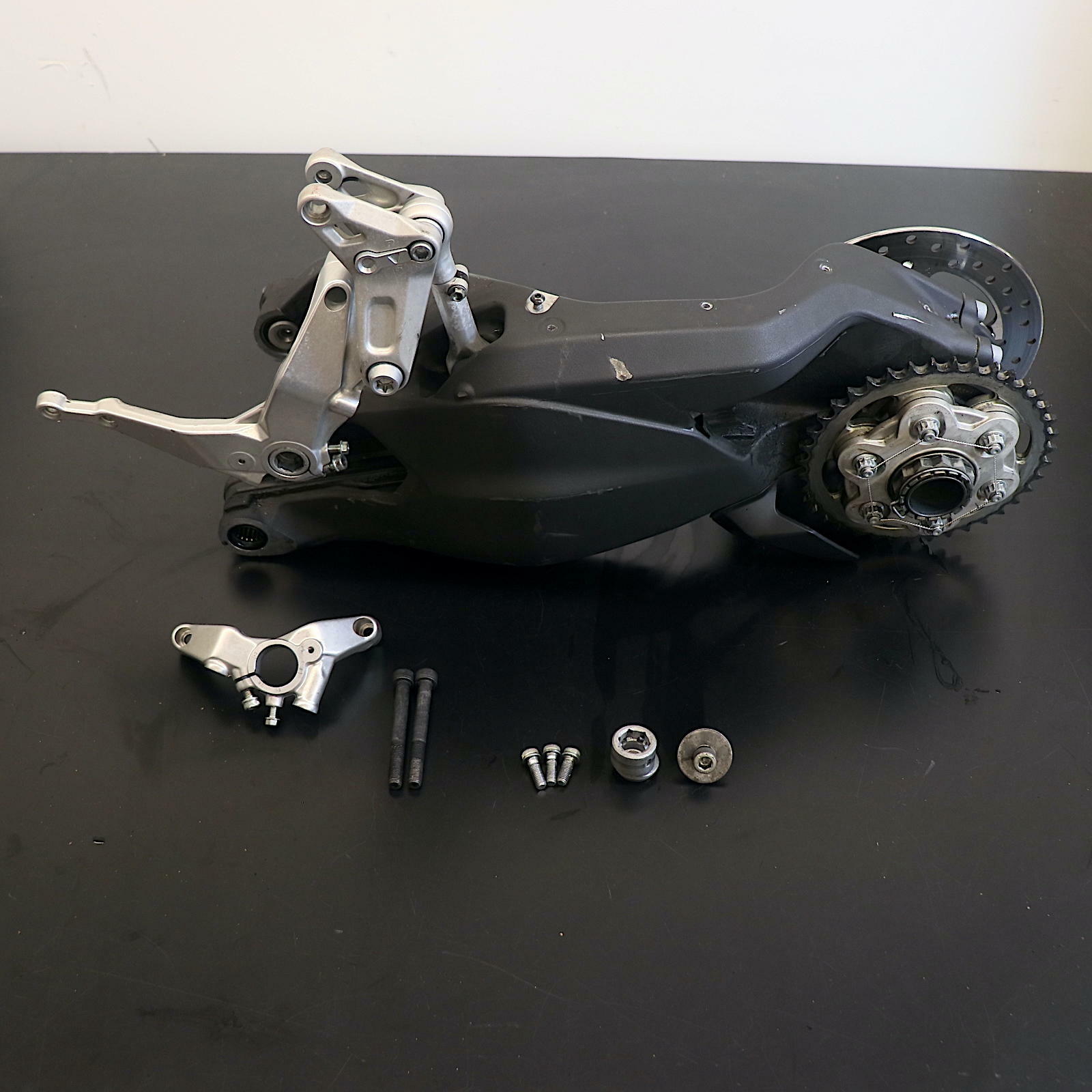 OPEN BOX OEM Ducati Panigale 1199 Supersport Swingarm Assembly | DU1199-SWINGARM