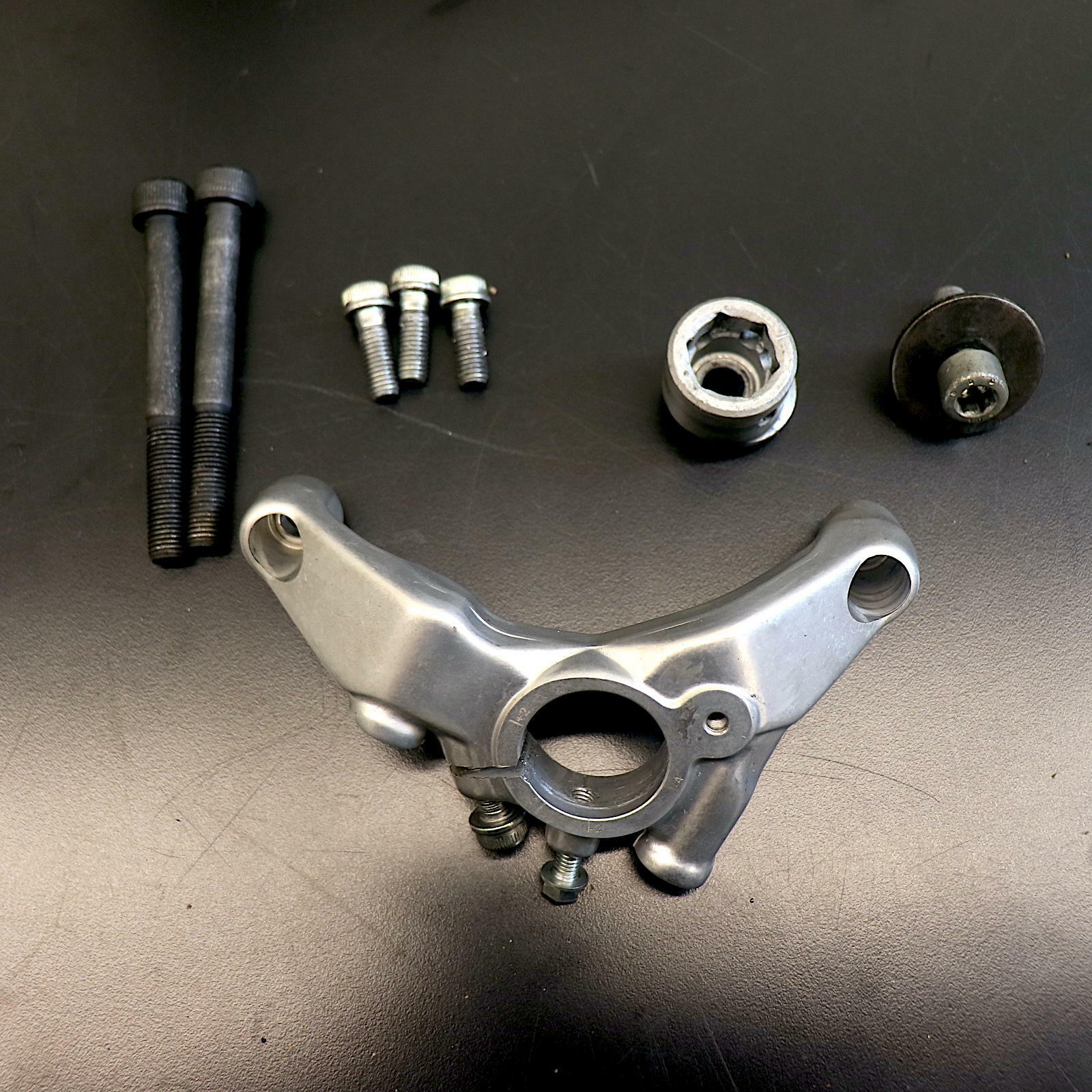 OPEN BOX OEM Ducati Panigale 1199 Supersport Swingarm Assembly | DU1199-SWINGARM