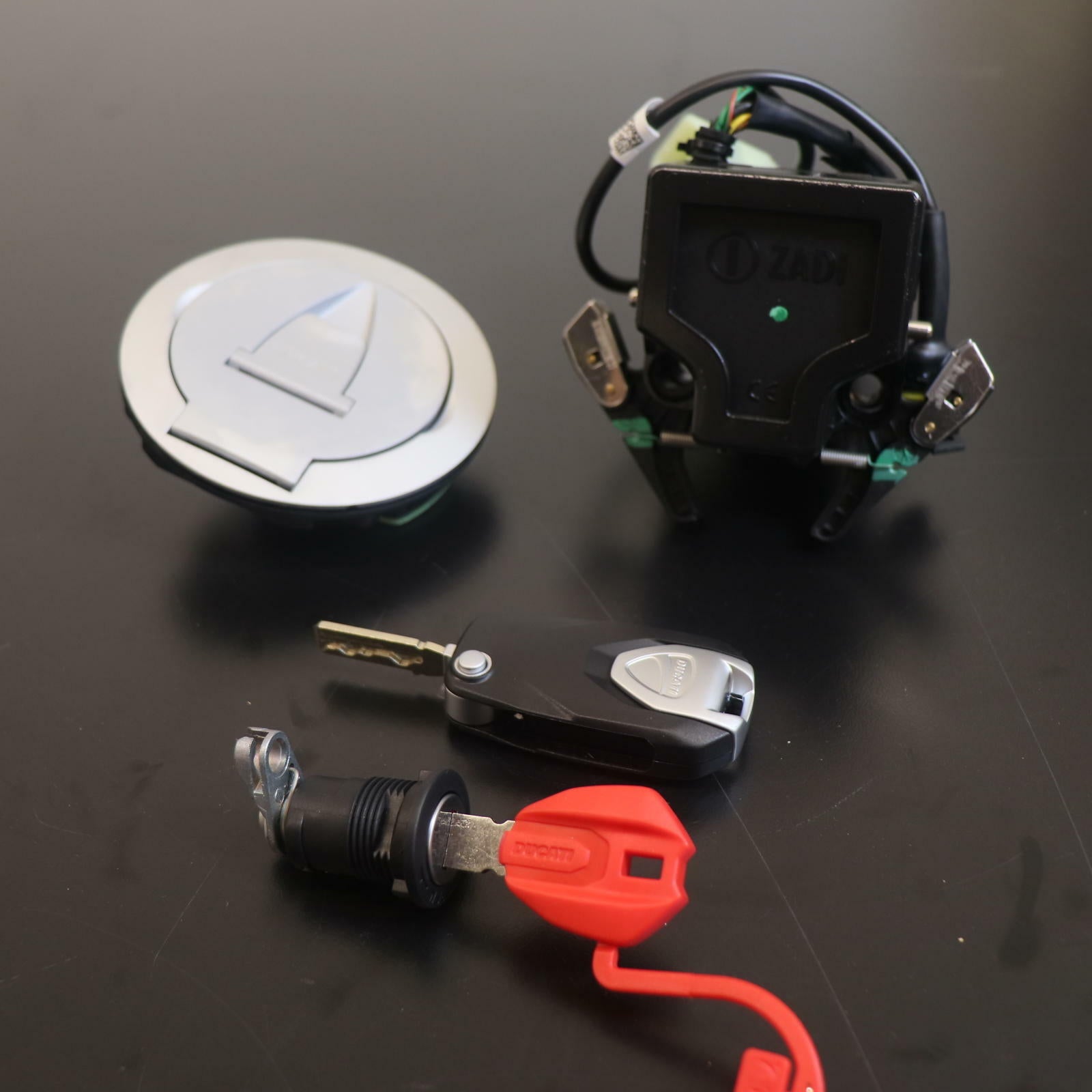 OPEN BOX OEM Ducati Key Set Hands Free | 868 MHZ Kit | 59821622E