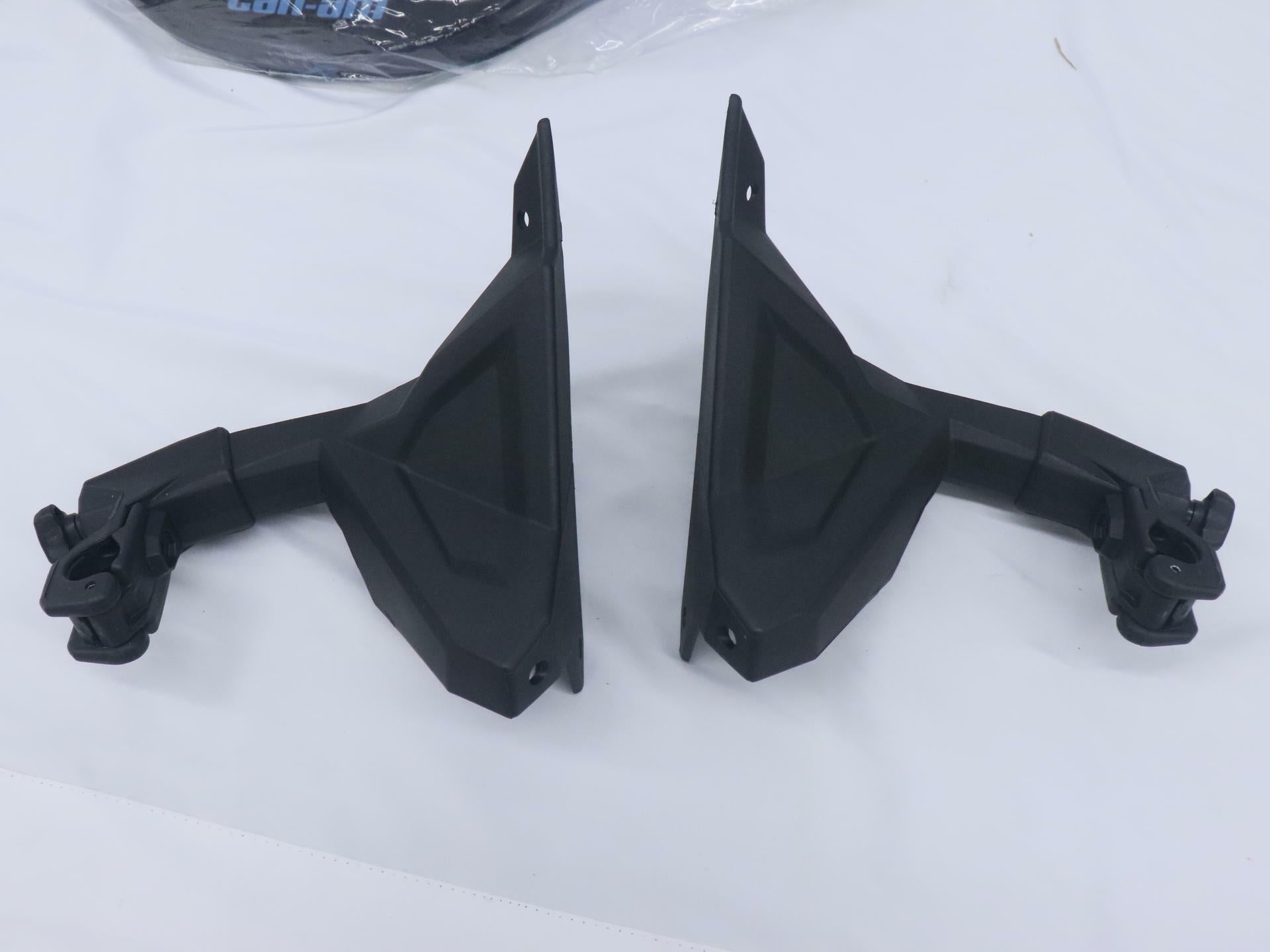OPEN BOX - BRP Can-Am High Windshield Kit Outlander & Renegade - 715006382