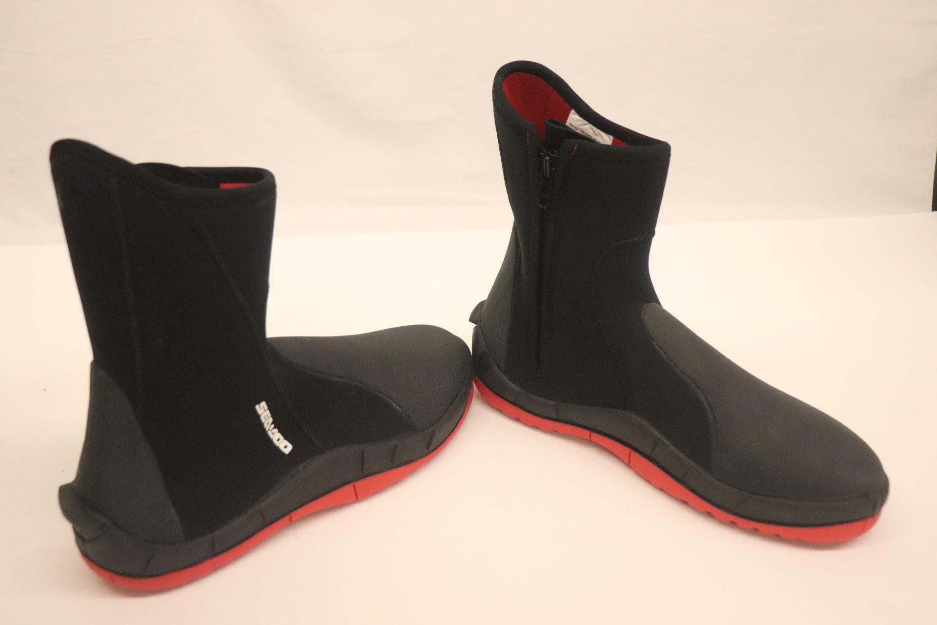 OPEN BOX - Sea-Doo Neoprene Booties Water Shoe - Unisex ADULT sz12 - 2867023290