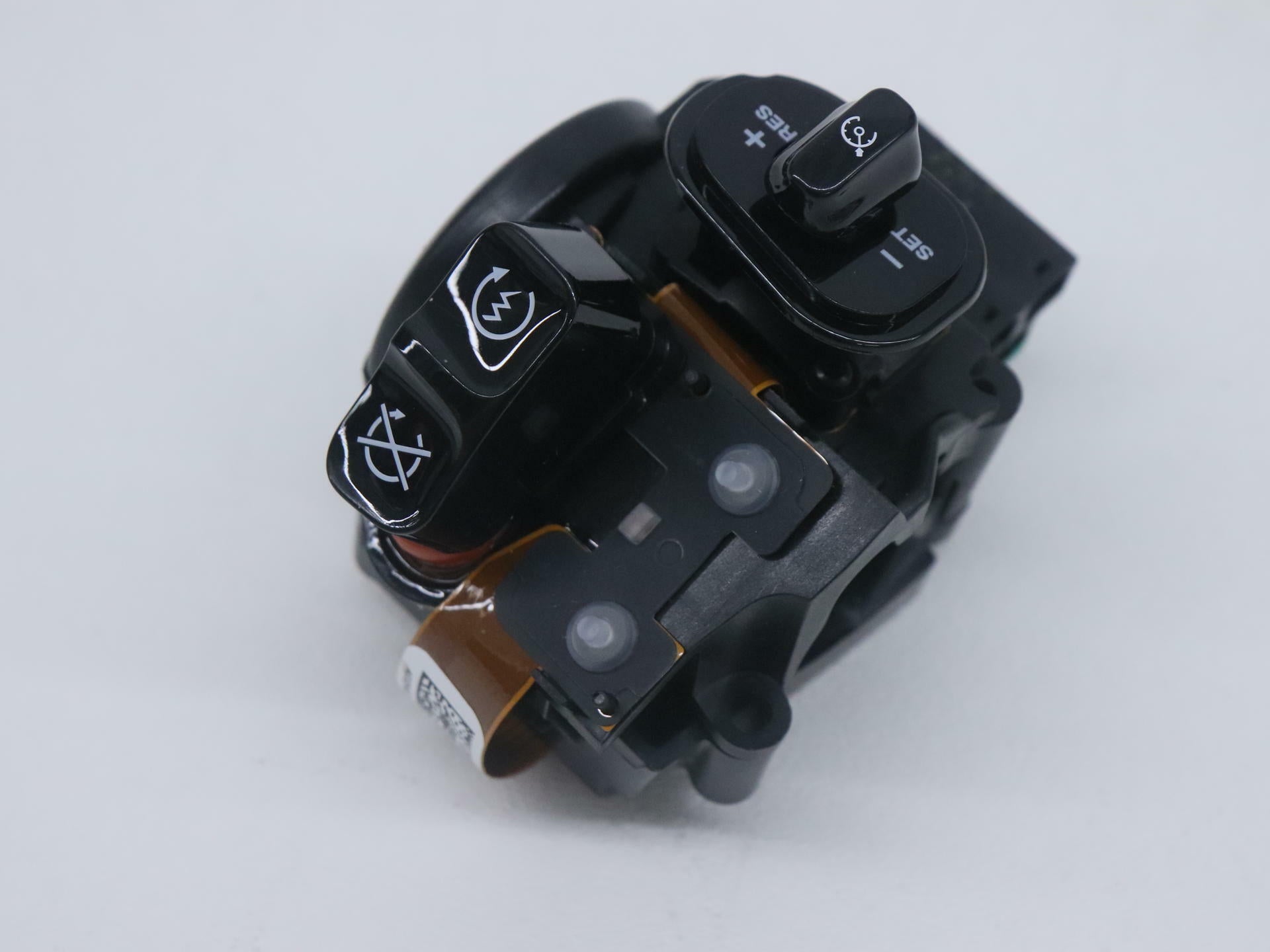 OPEN BOX - OEM Indian RIGHT Switch Cruise Control - 19-20 Roadmaster - 2207846