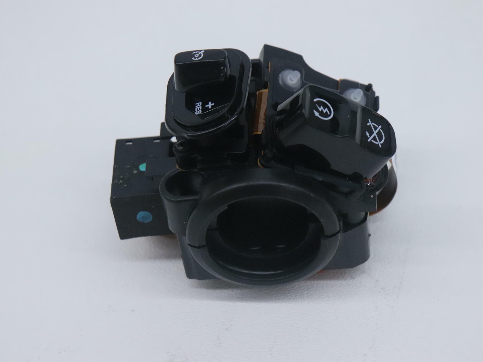 OPEN BOX - OEM Indian RIGHT Switch Cruise Control - 19-20 Roadmaster - 2207846