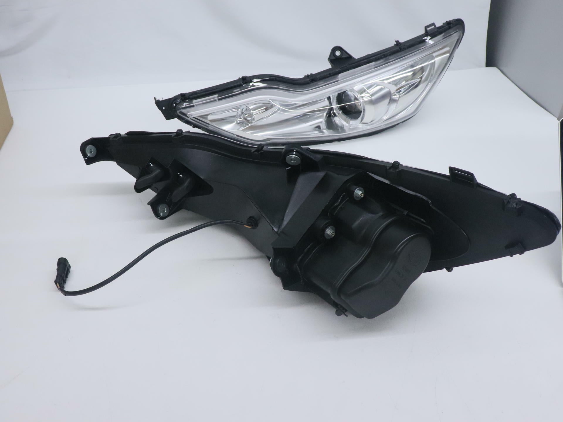 OPEN BOX - OEM Can-AM Flog Light Touring Kit Assy - Spyder RT RT-S - 219400579