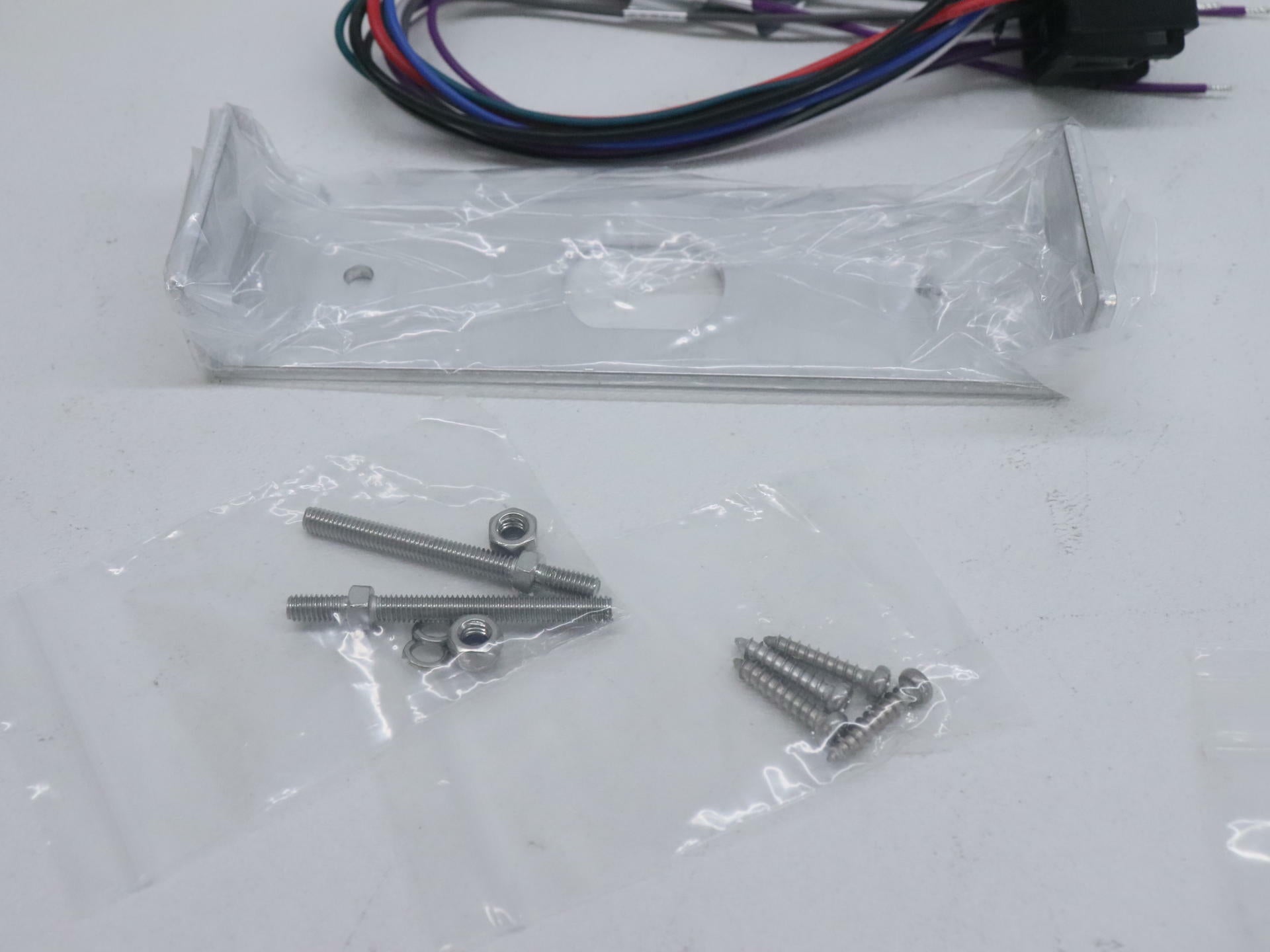OPEN BOX - OEM Yamaha Radio Assy Polk Audio - 16-18 AR240 SX240 - F3F-U8190-01