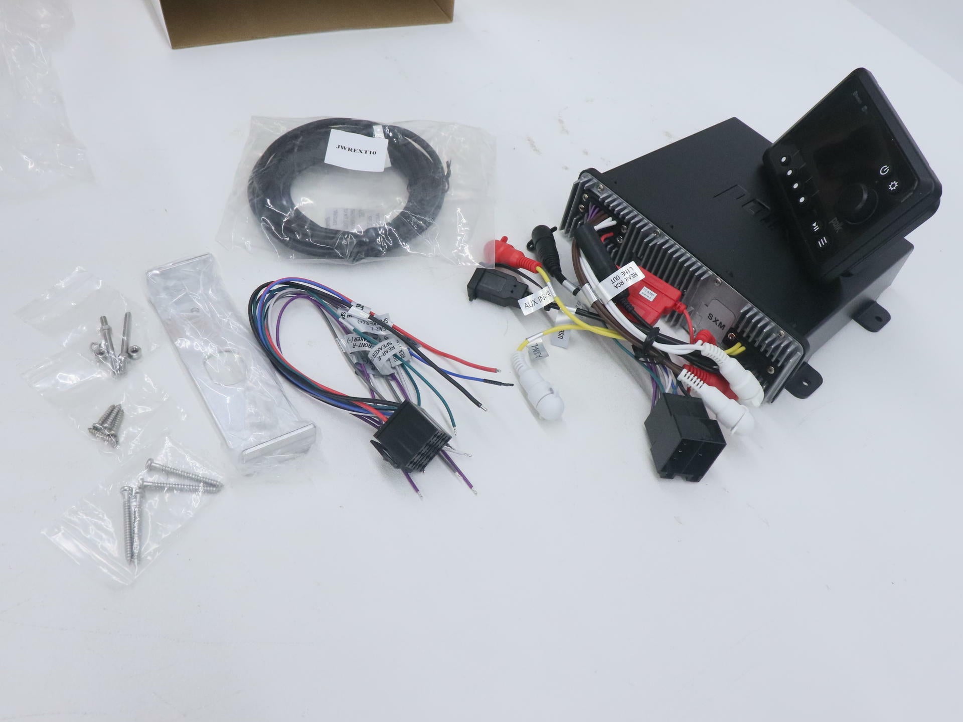 OPEN BOX - OEM Yamaha Radio Assy Polk Audio - 16-18 AR240 SX240 - F3F-U8190-01
