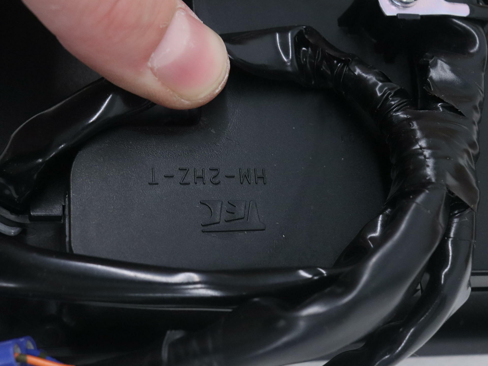 OPEN BOX - OEM Honda Audio Hazard Control Switch - Goldwing 1800- 35600-MCA-A81