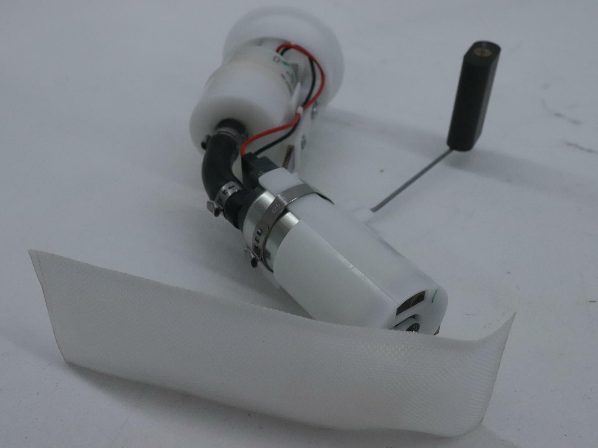 OPEN BOX - OEM Aprilia Fuel Pump - 01-04 Atlantic 500 03-06 Scarabeo 500- 641135