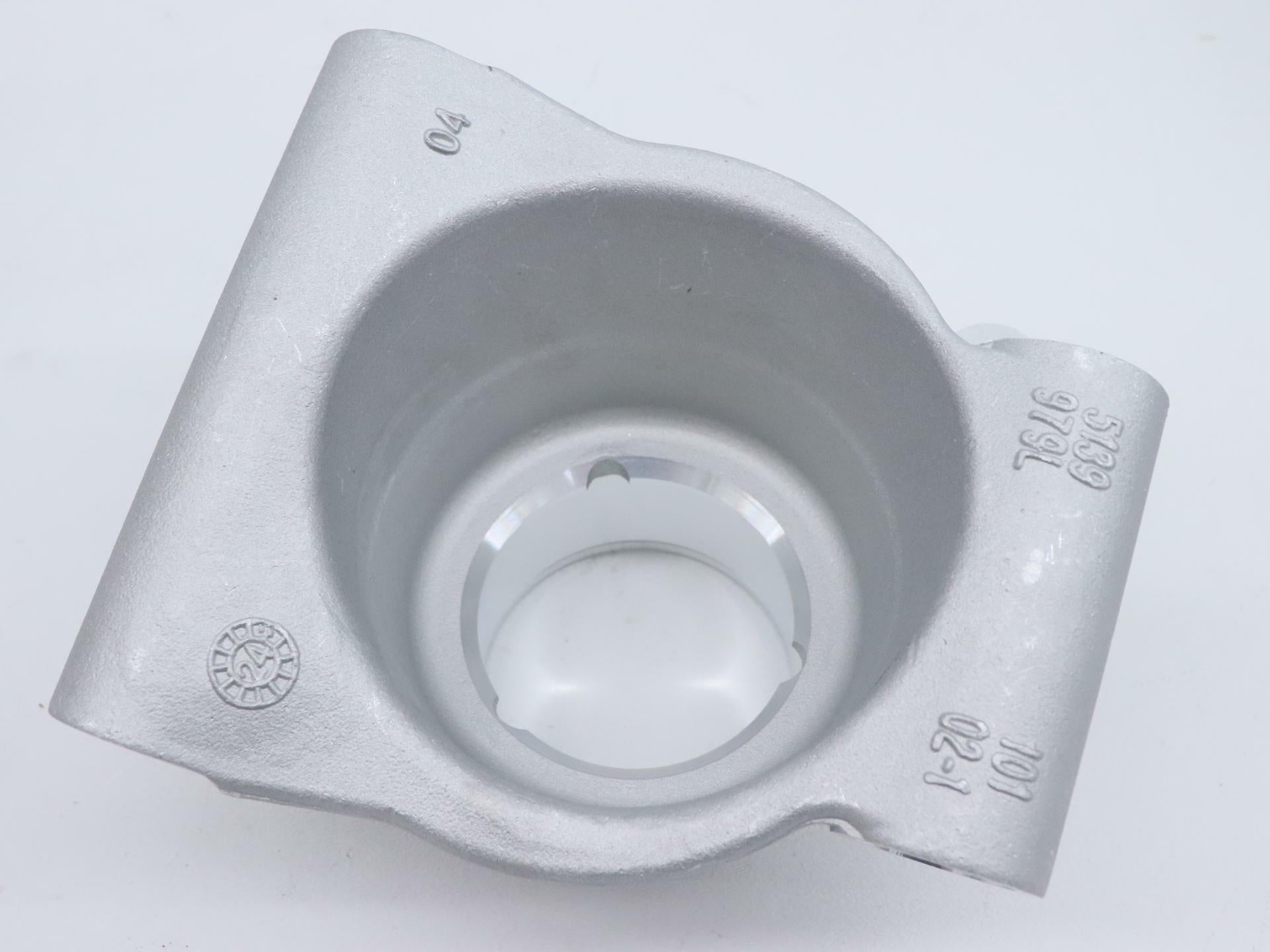 OPEN BOX - OEM Polaris Wheel Bearing Carrier LEFT REAR - General 1000 - 5139979