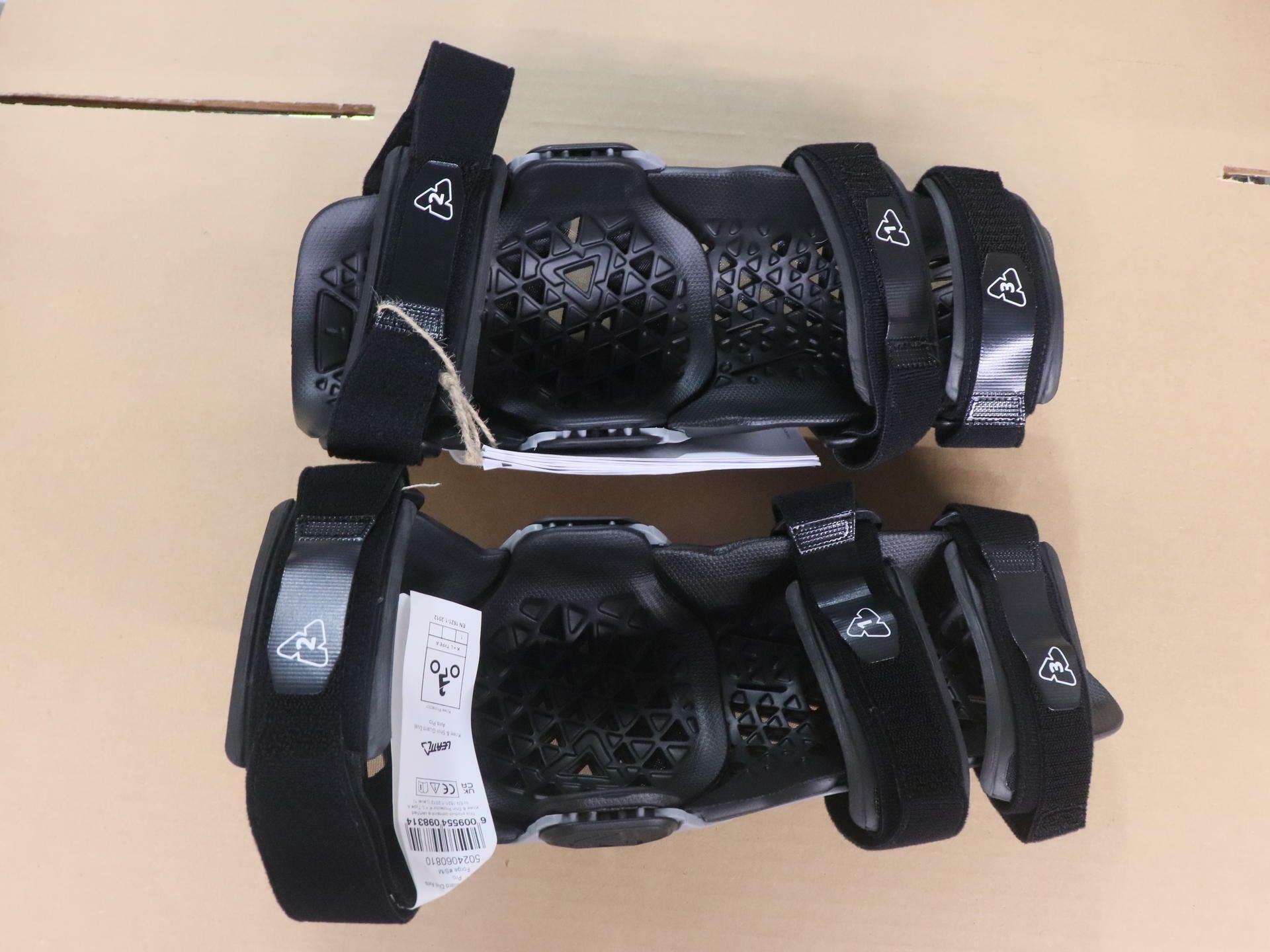 OPEN BOX - Leatt Knee & Shin Guard Protector Dual Axis Pro Forge Gray S/M