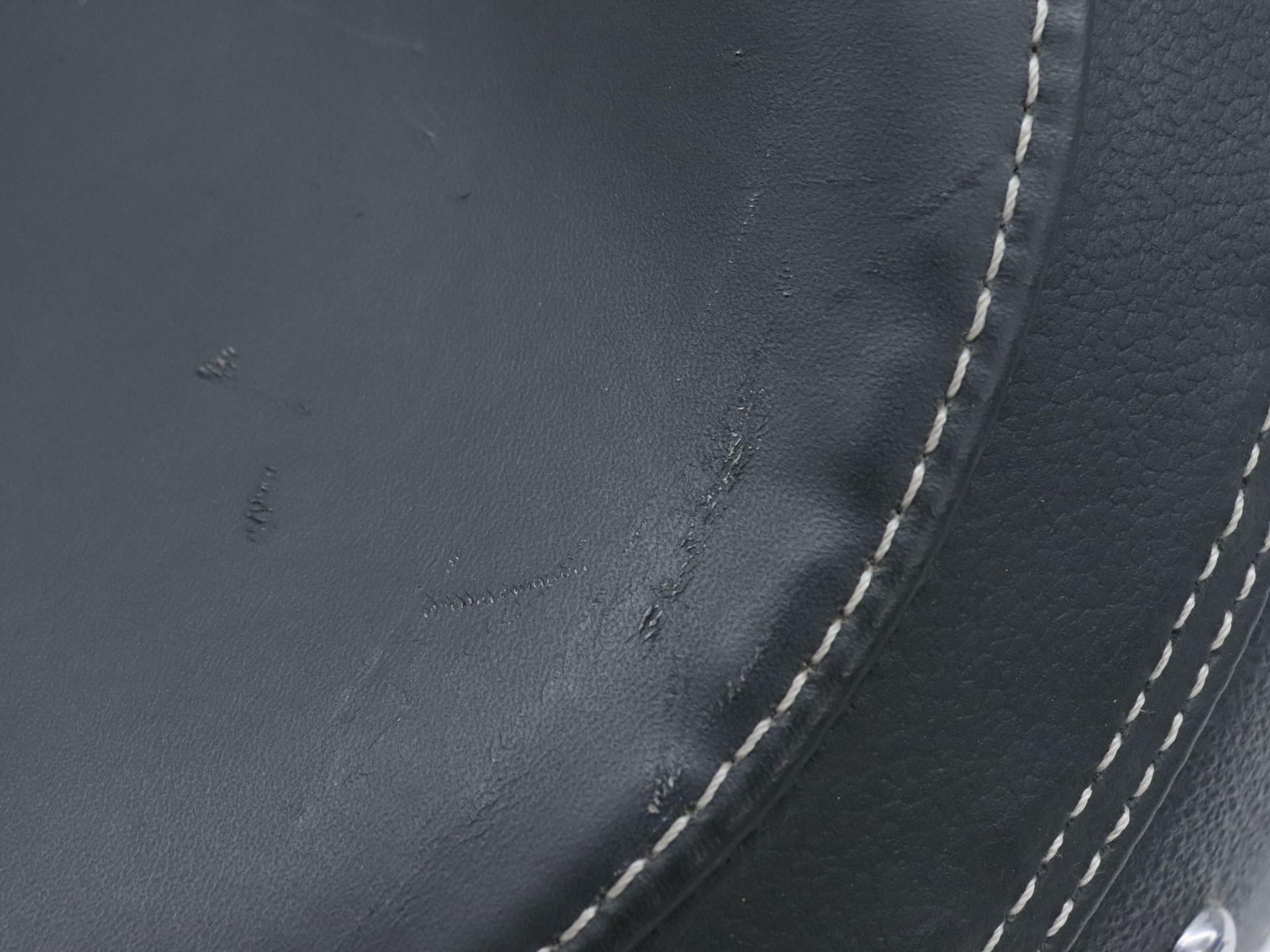 OPEN BOX - OEM Indian Solo Seat Rev Assy Black 2012 Chief - N51600018