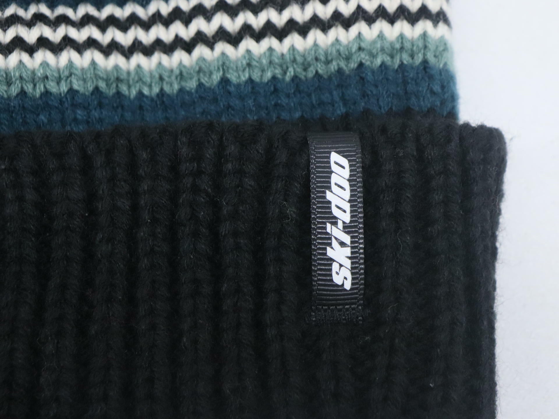 Ski-Doo Pom-Pom Knit Beanie Hat Ice Adult One Size 4548160038 - Open Box