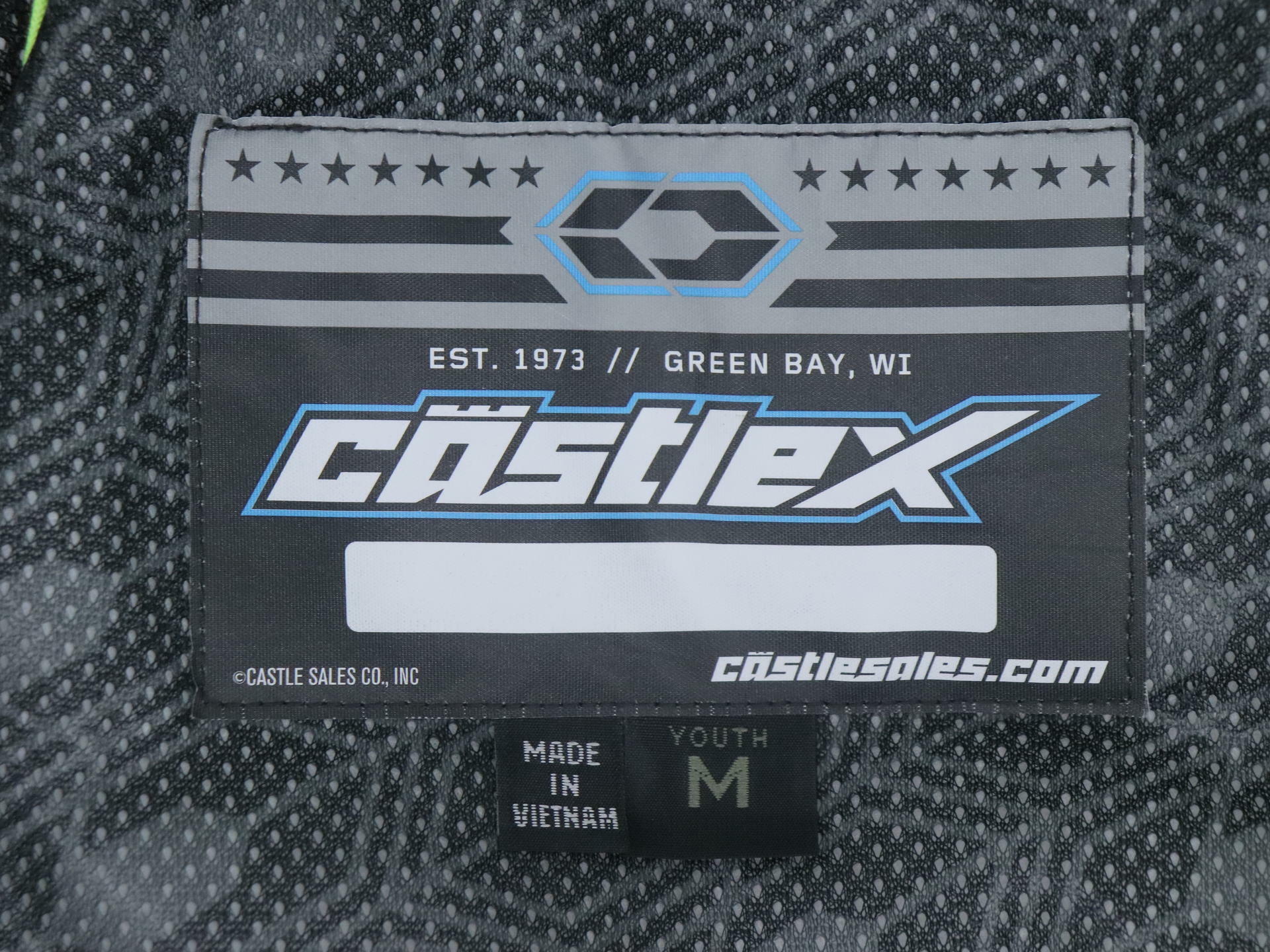 Castle X Code Youth Medium Snowmobile Jacket Blue Pink 72-8334 - Open Box